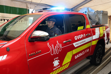 Predaja gasilskega vozila  GVGP-1 PGD Grahovo 30 Foto Ljubo Vukelič